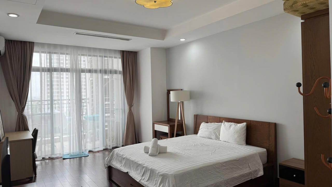 Căn hộ 3 phòng ngủ tại Royal City, Thanh Xuân 100m² - Thiết kế hiện đại, vào ở ngay!