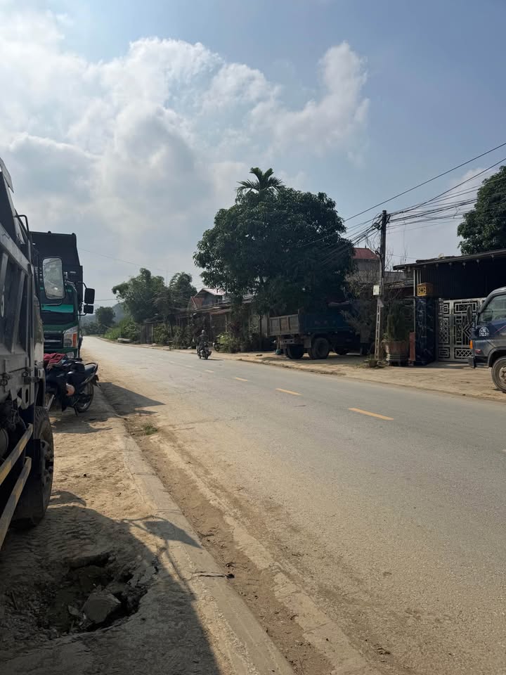 Nhà bán Trấn Yên Yên Bái 98m² giá 400 triệu - Mặt tiền kinh doanh sầm uất!