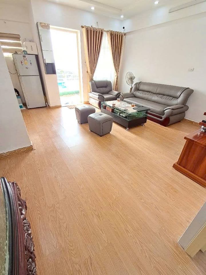 Căn hộ 3PN Chung cư Nơ 8 Trần Thủ Độ 83m² giá 5.45 tỷ - Căn góc thoáng sáng, sổ đỏ đẹp!