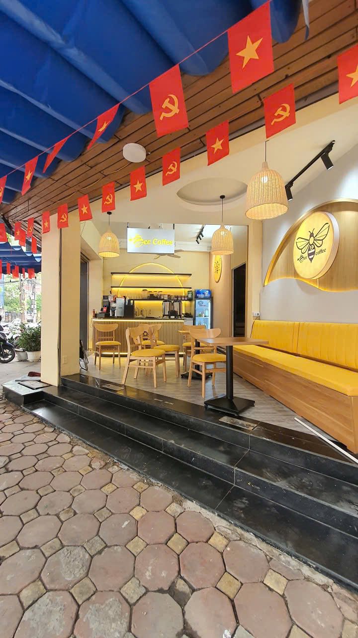 Quán Cafe lô góc Nguyễn Viết Xuân, Hà Đông 15m² - Vỉa hè rộng thoải mái ngồi