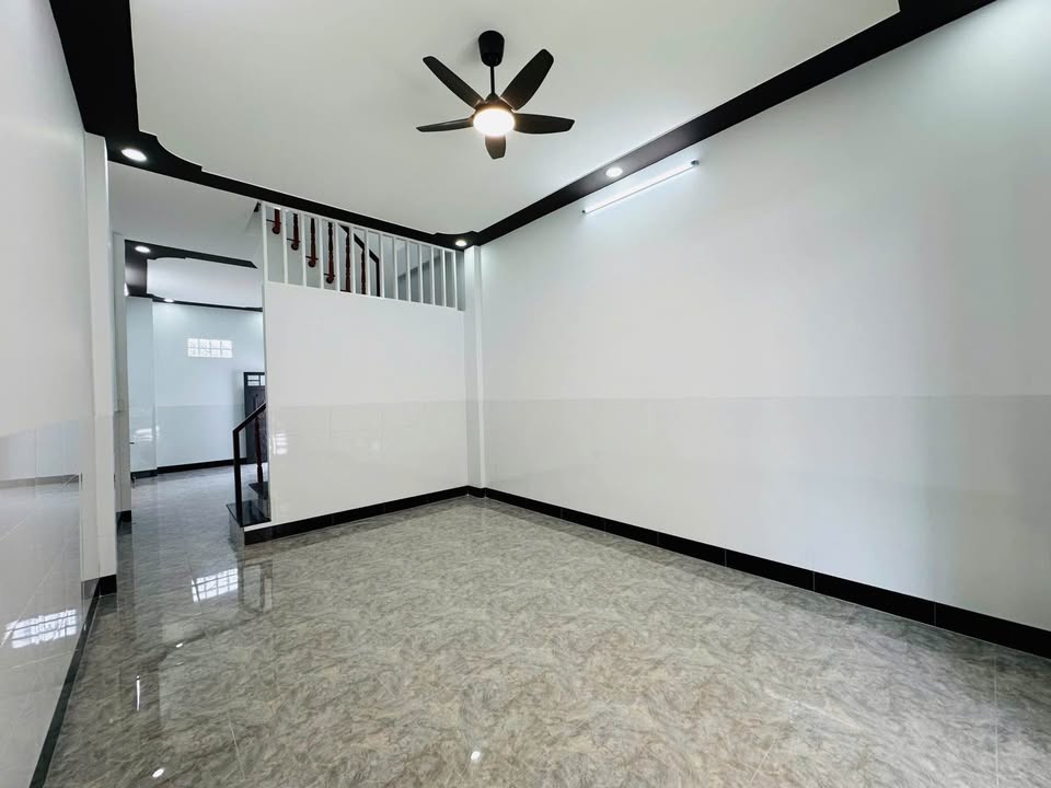 Nhà 1 trệt 1 lầu tại Long Xuyên 52m² giá 1.5 tỷ - Không thể bỏ lỡ!
