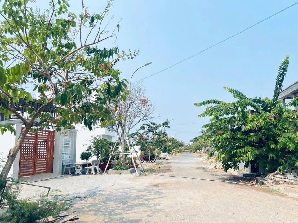 Đất nền Khu đô thị mới Hà Tiên 125m² giá 1.07 tỷ - Sổ đỏ, xây dựng tự do!