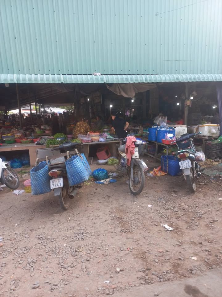 Nhà 1 trệt 1 gác lửng tại Cù Lao Giêng, An Giang - Giá chỉ 1.8 tỷ, thương lượng ngay!