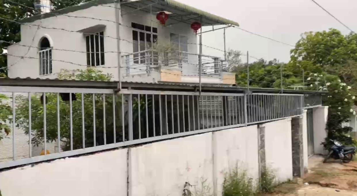 Nhà riêng Phước Đồng Nha Trang 329m² giá 4 tỷ - Đất 2 mặt tiền tiện ích