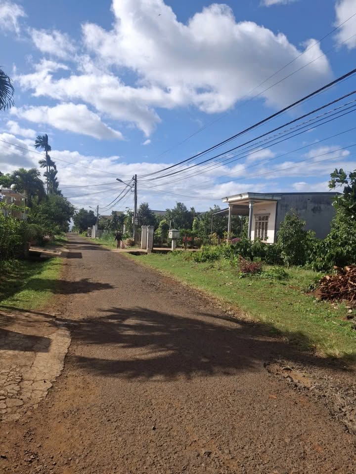 Đất nền thổ cư Đường 4KC, Buôn Ma Thuột 450m² - Giá chỉ 1.85 tỷ, đầu tư sinh lời!