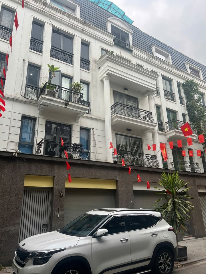 Shophouse Văn Phú Hà Đông 75m² giá 27 triệu - Full nội thất cao cấp, phù hợp kinh doanh!