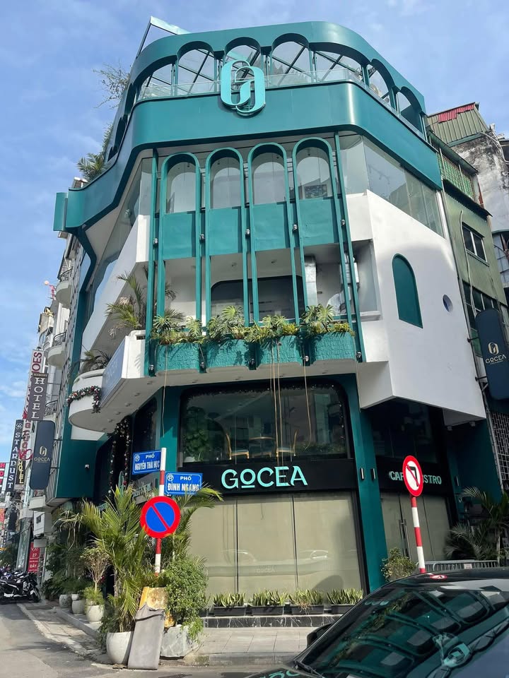 Nhà mặt phố Trần Kim Xuyến, Cầu Giấy, 120m² - Vị trí kinh doanh đắc địa!