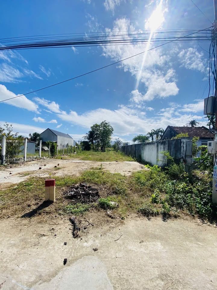 Đất thổ cư Phú Cang 2, Vạn Ninh 129m² giá 800 triệu - Đường rộng 20m, tiện ích đầy đủ!