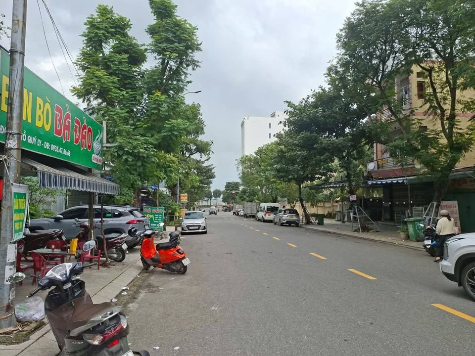 Nhà 2 tầng mặt tiền Hồ Quý Ly, Đà Nẵng 112.5m² giá 12.5 tỷ - Dòng tiền ổn định, tiềm năng kinh doanh lớn!