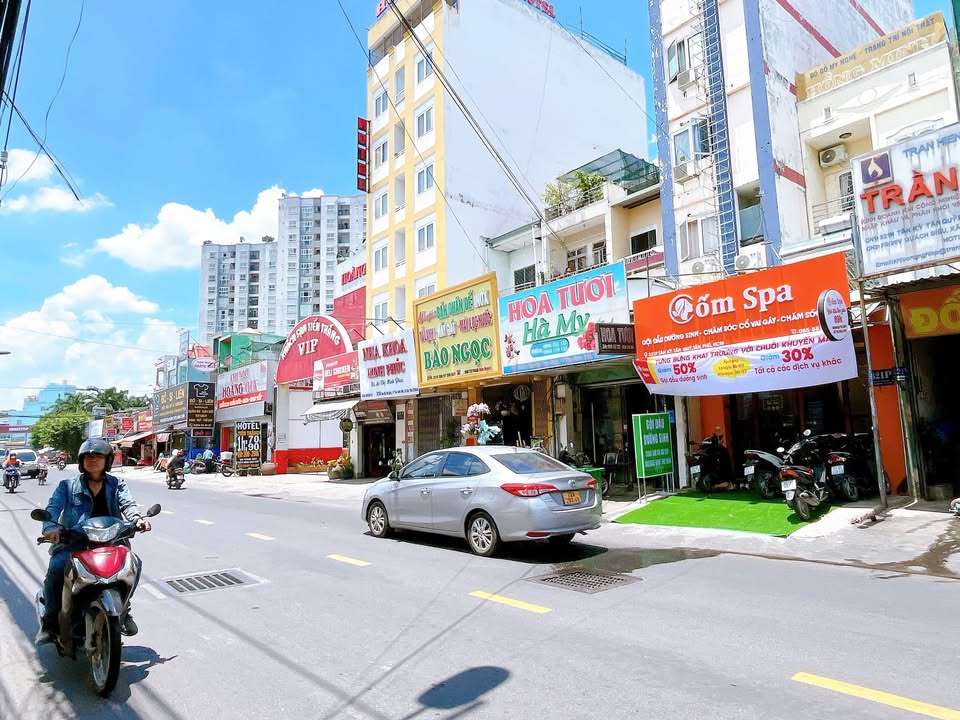 Bán nhà mặt tiền kinh doanh Tân Kỳ Tân Quý, 240m² giá 30 tỷ - Đầu tư sinh lời cao!