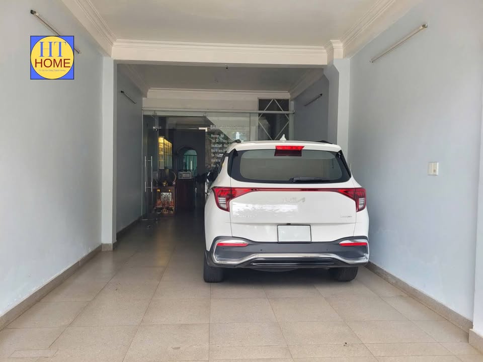 Nhà mặt tiền Trần Phú, Lộc Sơn, Bảo Lộc 2PN giá chỉ 13 triệu/tháng - Kinh doanh thuận lợi!