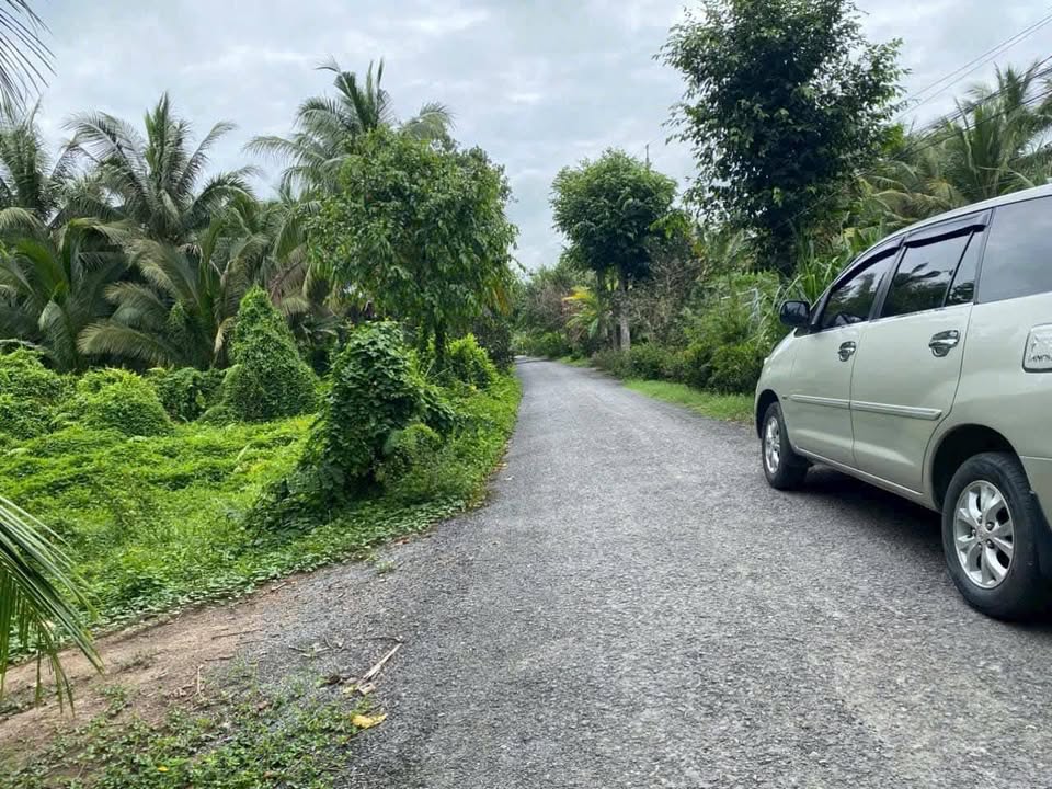 Đất nền Hòa Lộc 403m² mặt tiền 22m giá 850 triệu - Cơ hội đầu tư tuyệt vời!