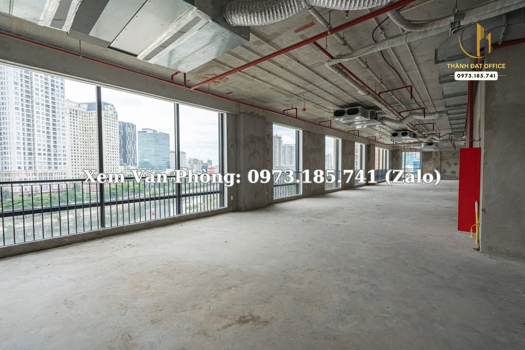 Văn phòng hạng B+ mặt tiền Võ Văn Kiệt, Quận 1, 312m² - Tầm nhìn sông Sài Gòn hấp dẫn!