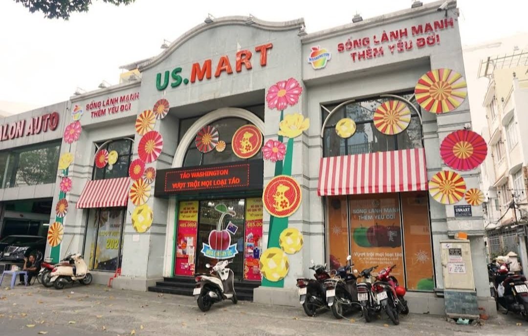 Nhà mặt tiền Trần Hưng Đạo, Quận 1, 240m² - Vị trí vàng cho kinh doanh!