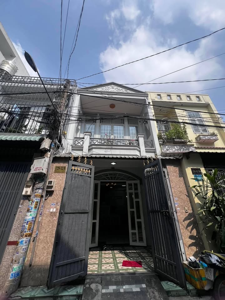 Nhà bán Liên Khu 5-6, Bình Tân 50m² giá 4.25 tỷ - Hẻm thông, gần chợ!