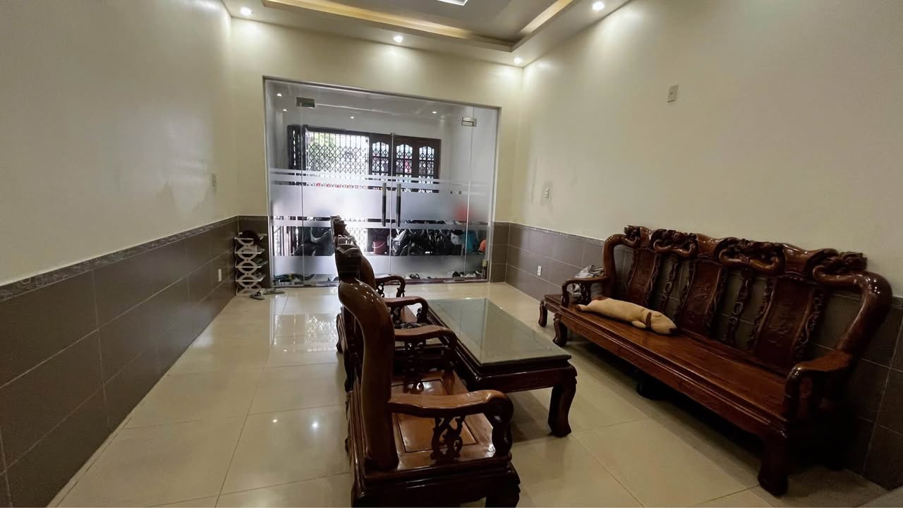 Nhà 3 tầng khu CC An Trang, Hải Phòng 81m² giá 5.2 tỷ - Chính chủ cần bán nhanh!