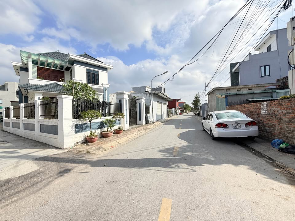 Đất mặt đường Kiều Đồng Hồng Thái 100m² giá 2.99 tỷ - Cơ hội đầu tư tuyệt vời!