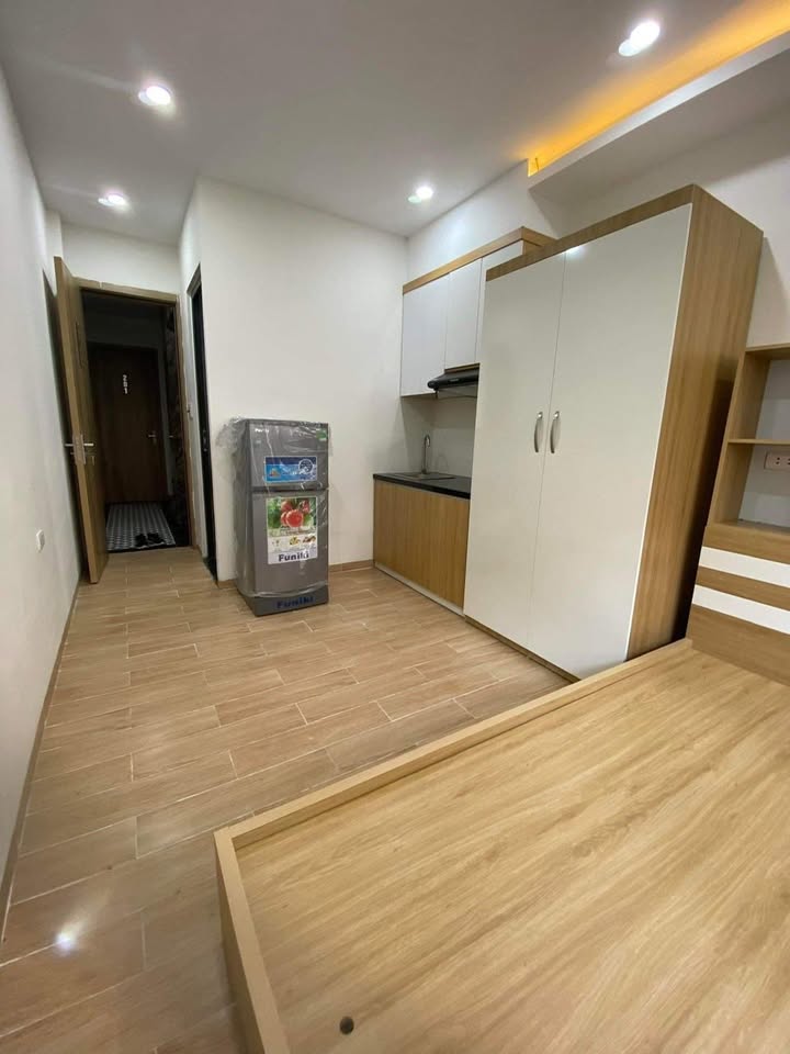 Căn hộ CCMN Ngõ 185 Chùa Láng giá chỉ từ 2 triệu - Nội thất đầy đủ, sẵn sàng vào ở!