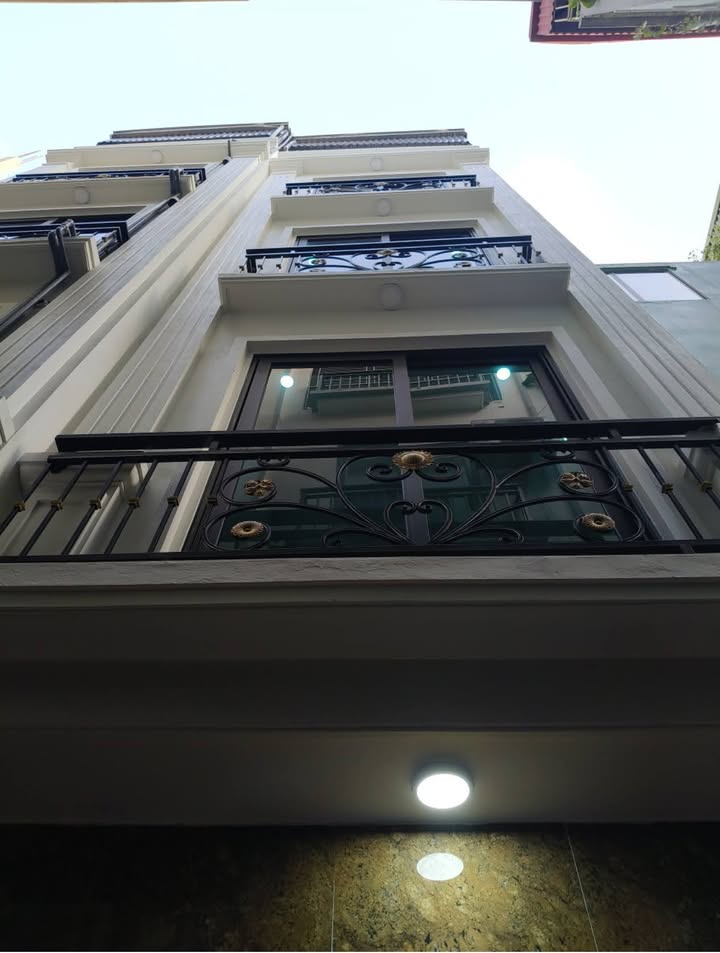 Nhà phố Kiến Hưng 39m² giá thỏa thuận - Ô tô đỗ sau nhà, mới cứng!