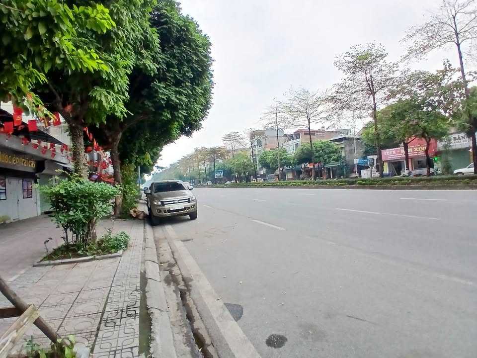 Mặt tiền kinh doanh Ngô Gia Tự 68m² giá 17 tỷ - Khai thác ngay hoặc xây mới!