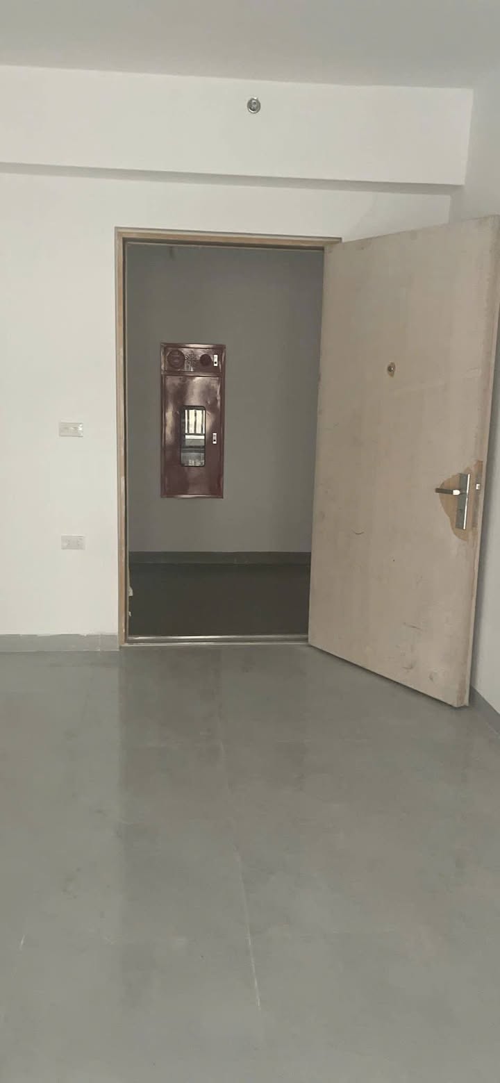 Chung cư Huy Hùng Vinh 70m² giá 3 tỷ - Tầng đẹp, vị trí trung tâm!