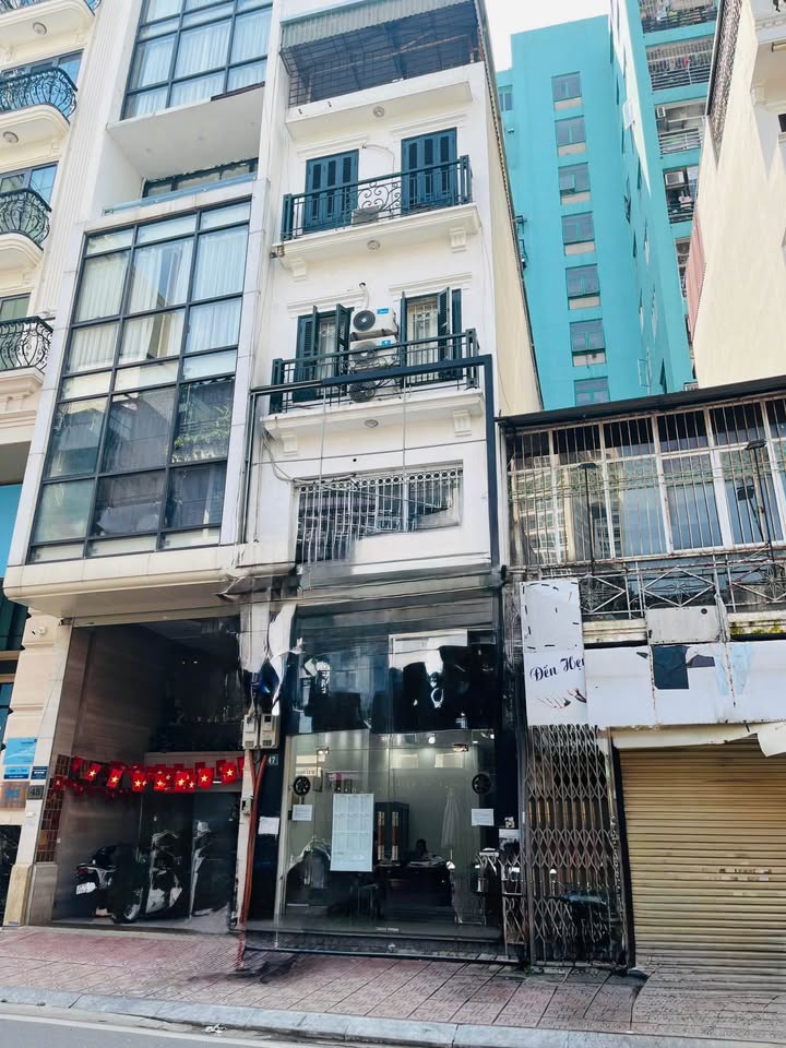 Nhà mặt phố Phạm Hồng Thái, Ba Đình 60m² giá 46.5 tỷ - Kinh doanh sầm uất!