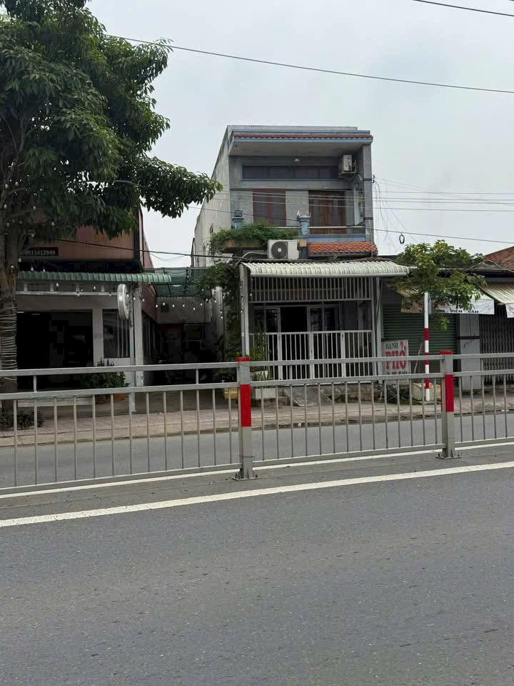 Nhà mặt tiền 826 xã Long Hoà, Cần Đước 144m² giá 4.9 tỷ - Thương lượng mạnh tay!