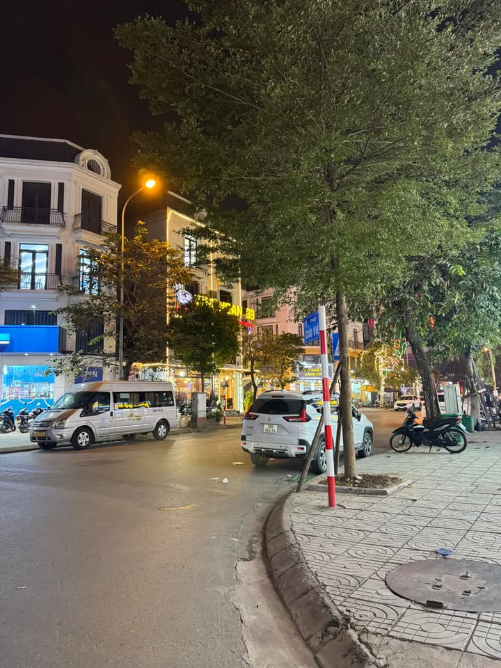 Đất nền Trâu Quỳ, Gia Lâm 105m² giá 19 tỷ - Đầu tư sinh lời ngay lập tức!