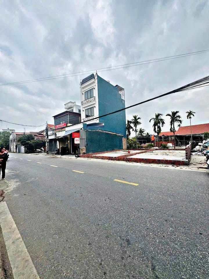 Bán lô đất mặt đường 203, phường Thiên Hương 69m² giá 3.7 tỷ - Kinh doanh tiềm năng cao!