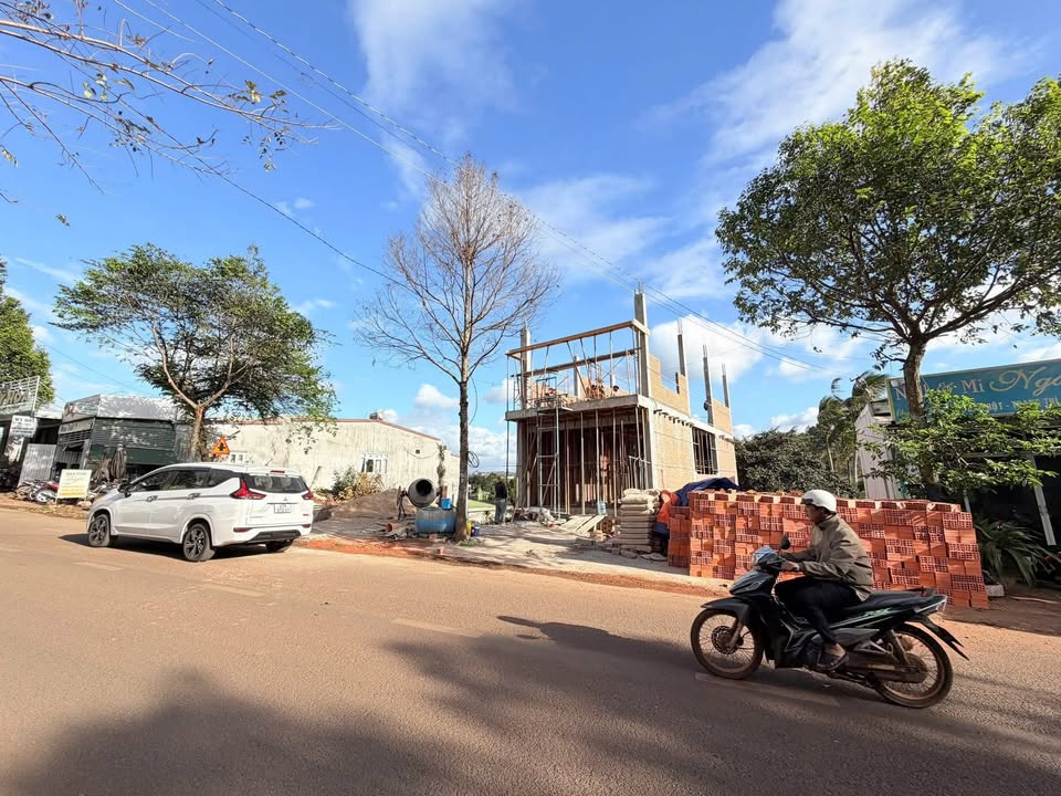 Mặt tiền kinh doanh mặt đường Trần Quốc Toản, 72m² giá 1.99 tỷ - Cơ hội đầu tư tuyệt vời!