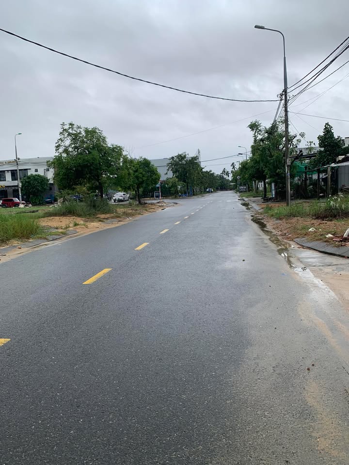 Đất nền lô góc Nguyễn Phúc Tần, Duy Xuyên 120m² giá 2 tỷ - Đầu tư sinh lời ngay!