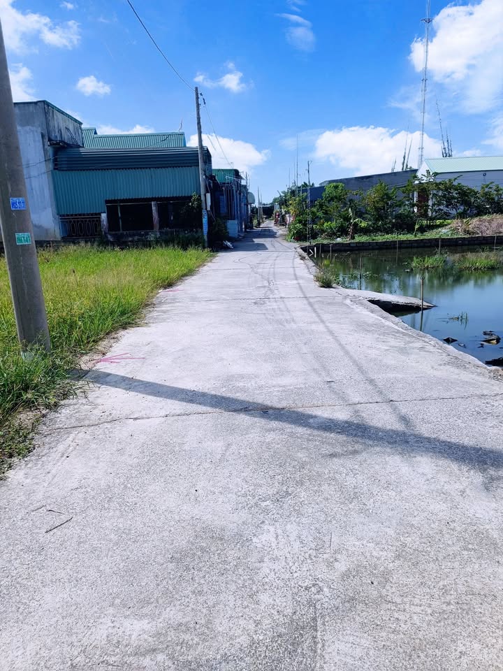 Đất nền Tân Hải, Phú Mỹ 120m² - Đường bê tông, giá thỏa thuận hấp dẫn!