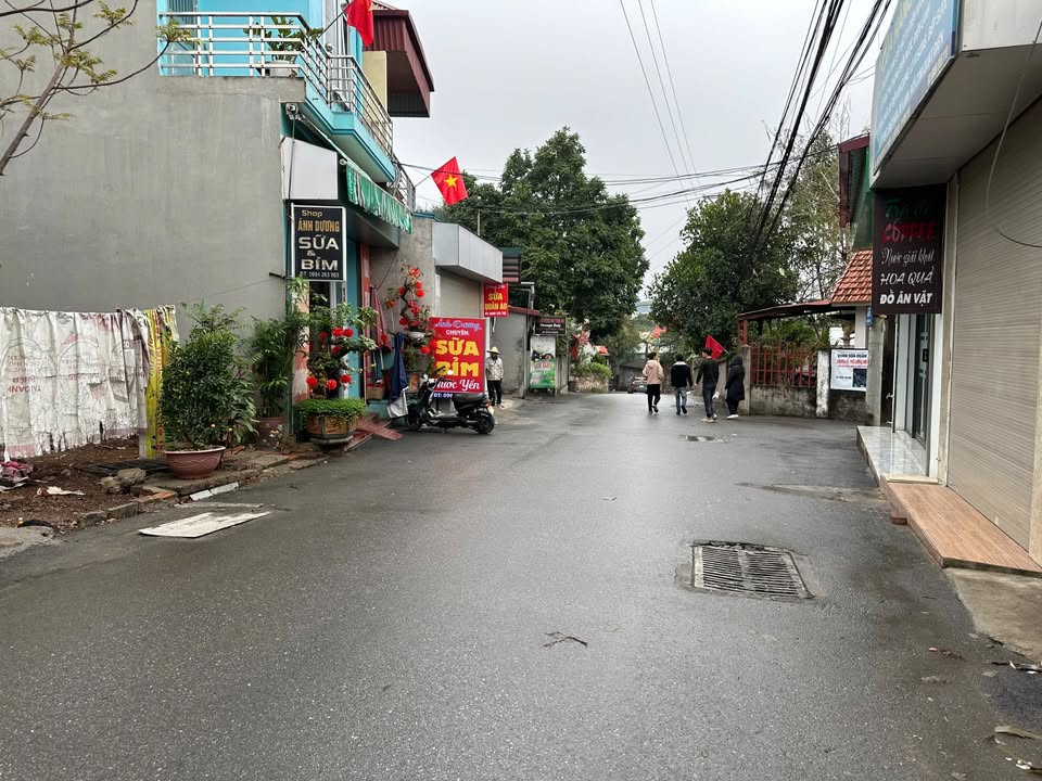 Đất nền lô góc 90m² mặt tiền đường Minh Quyết - Giá đầu tư chỉ 2 tỷ!