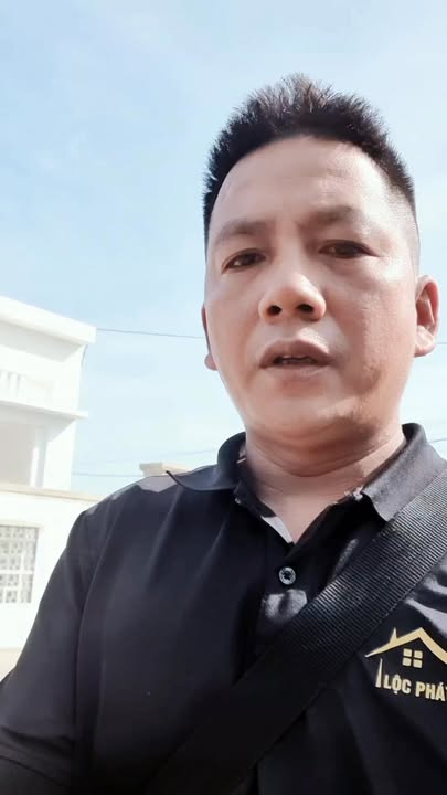 Nhà góc 2 mặt tiền đường Nông Cơ, xã Sông Thao, 181m² giá 1.75 tỷ - Thiết kế hiện đại và tiện nghi!