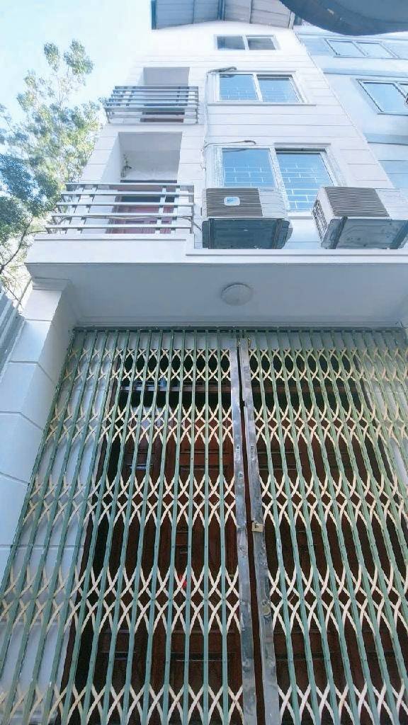 Nhà riêng Phú Đô 35m² giá 6.5 tỷ - View đường đua F1 hấp dẫn!