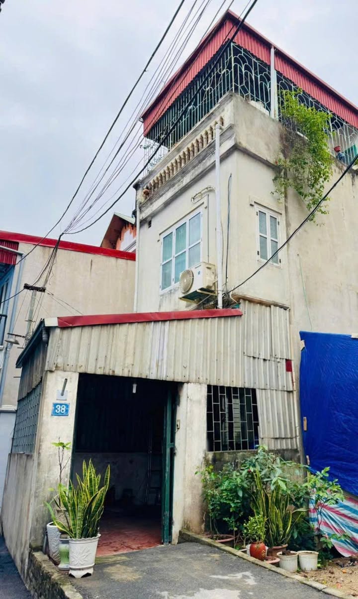 Nhà 3 tầng lô góc tại Xuân Phương 60m² giá 5.45 tỷ - Không thể bỏ lỡ!