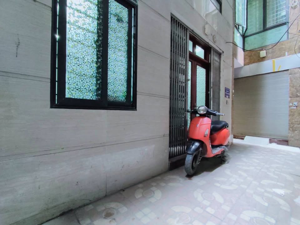 Nhà phố Mễ Trì 33m² giá 6.6 tỷ - Lô góc thoáng sáng, full nội thất!