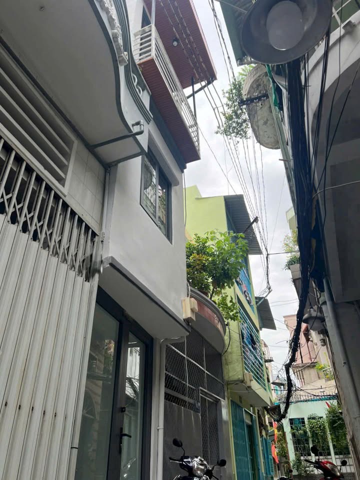 Nhà riêng quận 3, 9m² giá 1.89 tỷ - Sổ hồng riêng, giao ngay!
