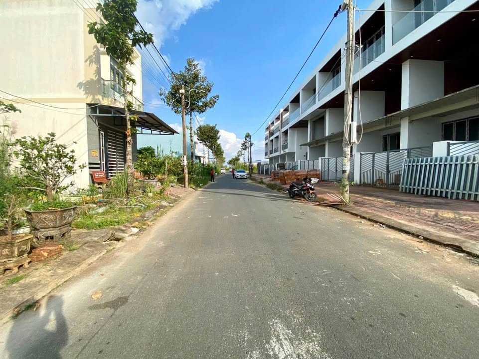 Nhà cấp 4 mới xây tại KĐT Sao Mai, Cà Mau 105m² giá 1.85 tỷ - Thiết kế hiện đại, sẵn sàng vào ở!