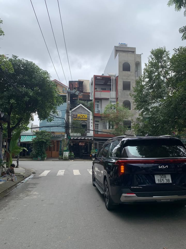 Khách sạn 36 phòng mặt tiền Phạm Thiều, Đà Nẵng 200m² giá 40 tỷ - Cơ hội đầu tư tuyệt vời!