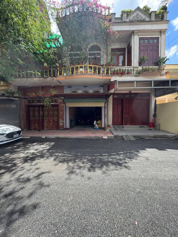 Nhà 2 tầng mặt tiền 4m tại Vạn Thịnh, Ninh Bình - Vị trí tuyệt vời cho kinh doanh!