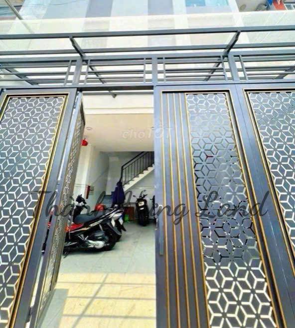 Chính chủ bán CHDV 4 tầng Nguyễn Tất Thành, Q4, 71m² giá 7 tỷ - Đầu tư sinh lời ngay!