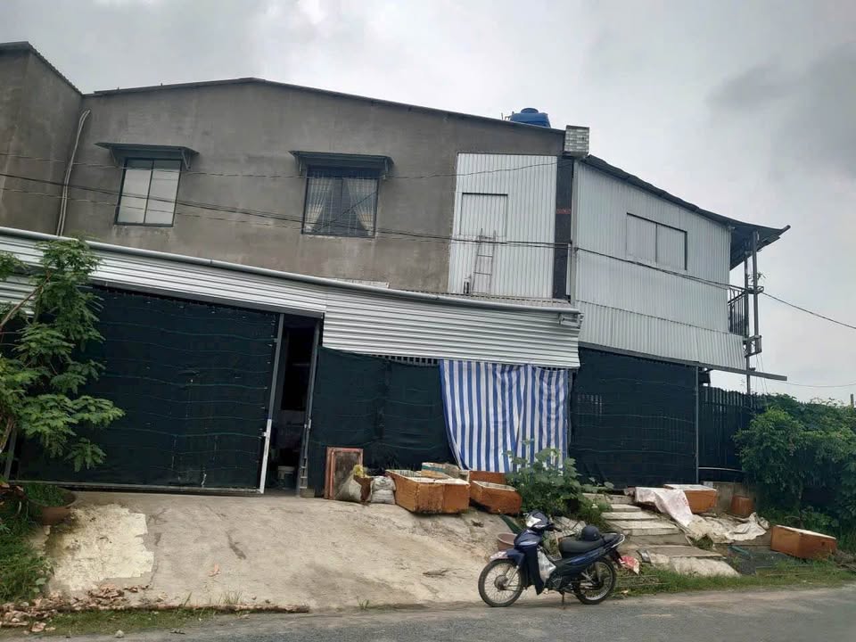 Nhà mặt tiền đường Gom, Rạch Miễu 2, Vĩnh Long 225m² giá 1.7 tỷ - Vị trí kinh doanh đắc địa!