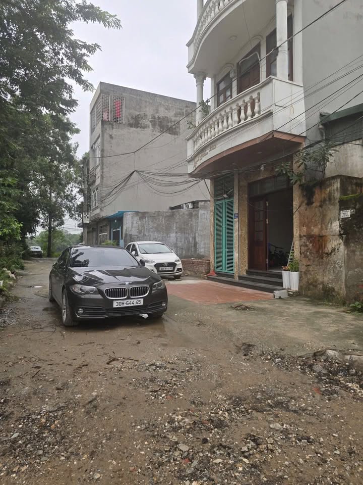 Đất nền Kim Chung Đông Anh 60m² giá 9 tỷ - Vị trí đẹp, tiện ích đa dạng!