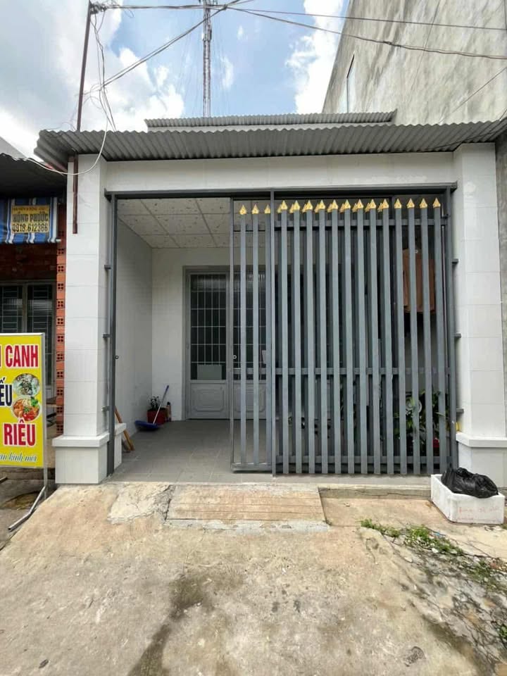 Nhà riêng Gò Dầu 40m² giá 800 triệu - Gần Coopmart và THPT Nguyễn Bỉnh Khiêm!
