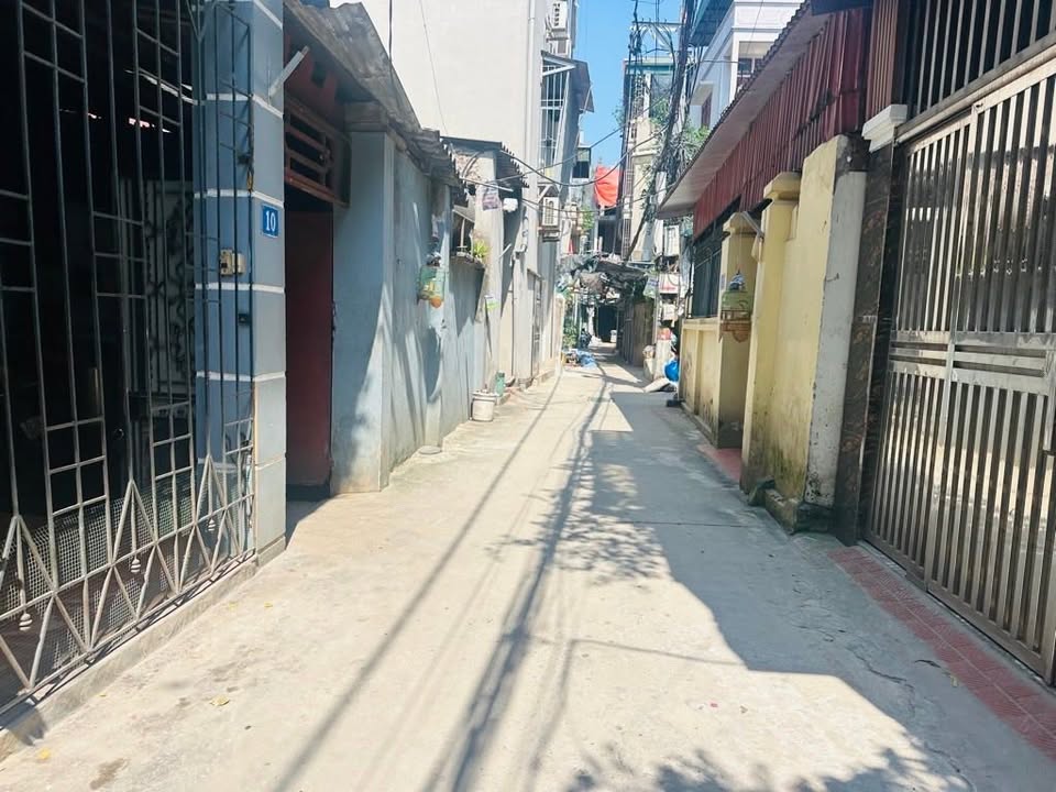 Đất nền đường Nam Dư, Hoàng Mai 70m² giá 6.5 tỷ - Cơ hội đầu tư hiếm có!