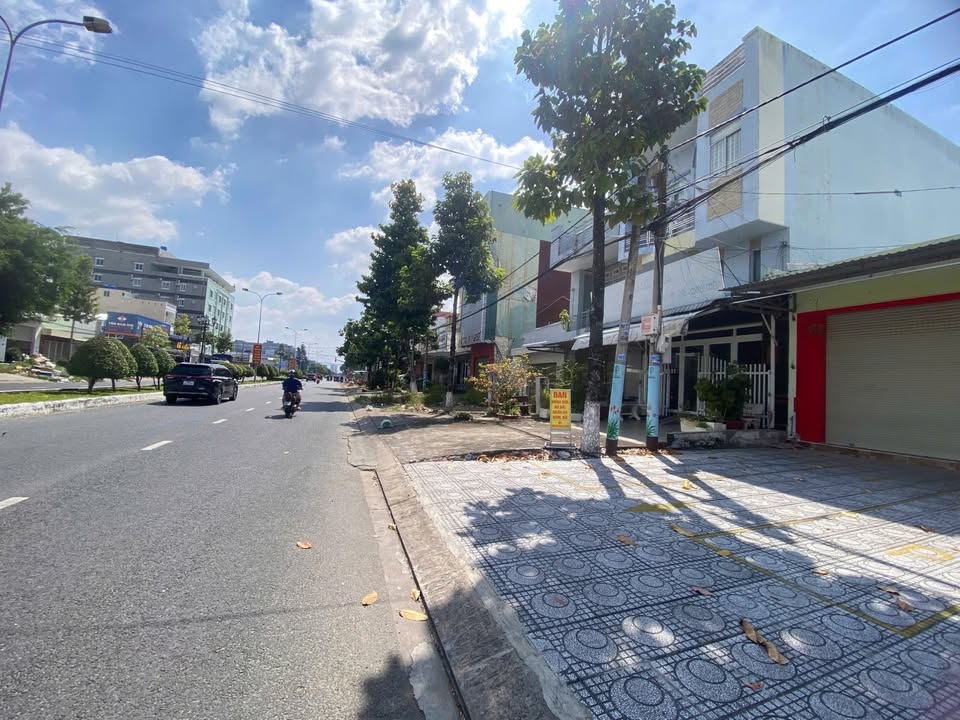 Cho thuê mặt bằng kinh doanh đường 3/2, An Hòa, Rạch Giá 300m² giá 20 triệu - Đầu tư sinh lời ngay!