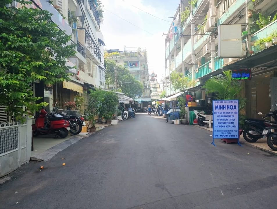 Bán gấp FrontHouse 63m² quận 3 - Vừa ở vừa kinh doanh, giá chỉ 12.95 tỷ!