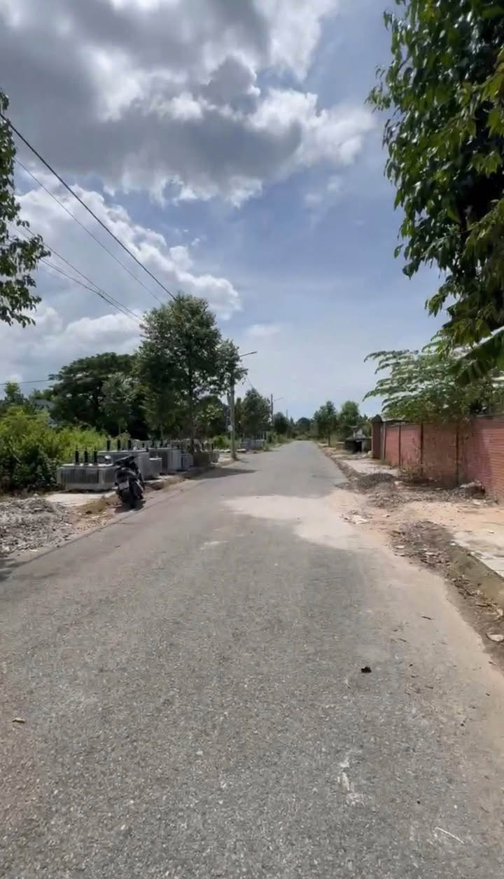 Đất nền đường Hương Lộ 2, phường Hoà Long, 189m² giá 1.82 tỷ - Cơ hội đầu tư tuyệt vời!