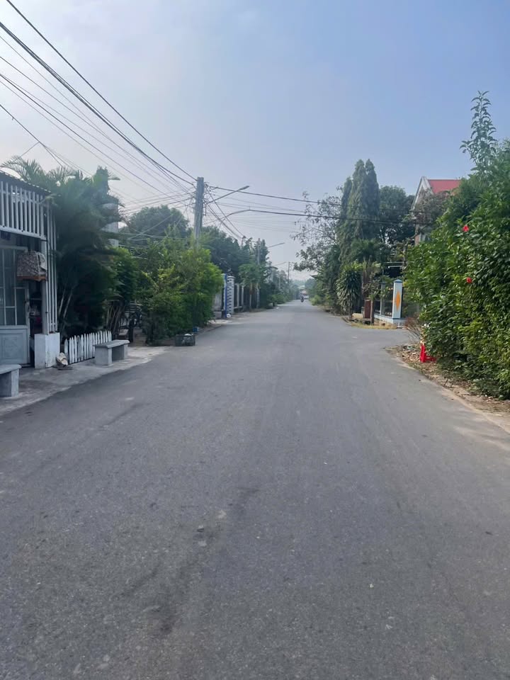 Đất nền đường Trần Chánh Chiếu, phường Long Toàn, 140m² - Giá chỉ 1.6 tỷ!